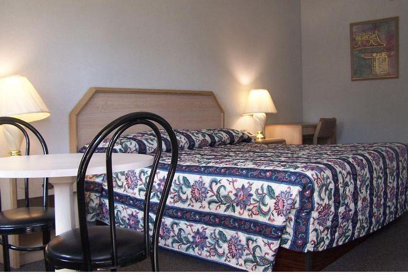 Lewisburg Celebration Inn الغرفة الصورة